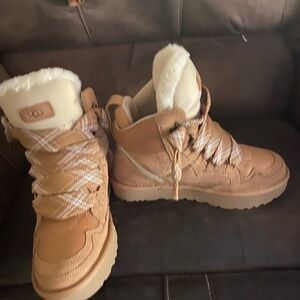 UGG Brown Boots with Cream Fur